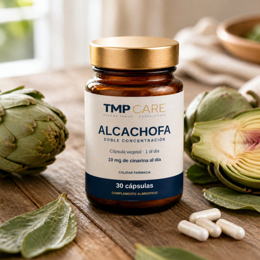 TMP CARE Alcachofa en vidrio ámbar junto a alcachofas frescas.